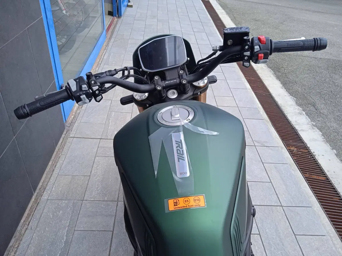 Benelli Leoncino 800 Trail (2022 - 26) (10)