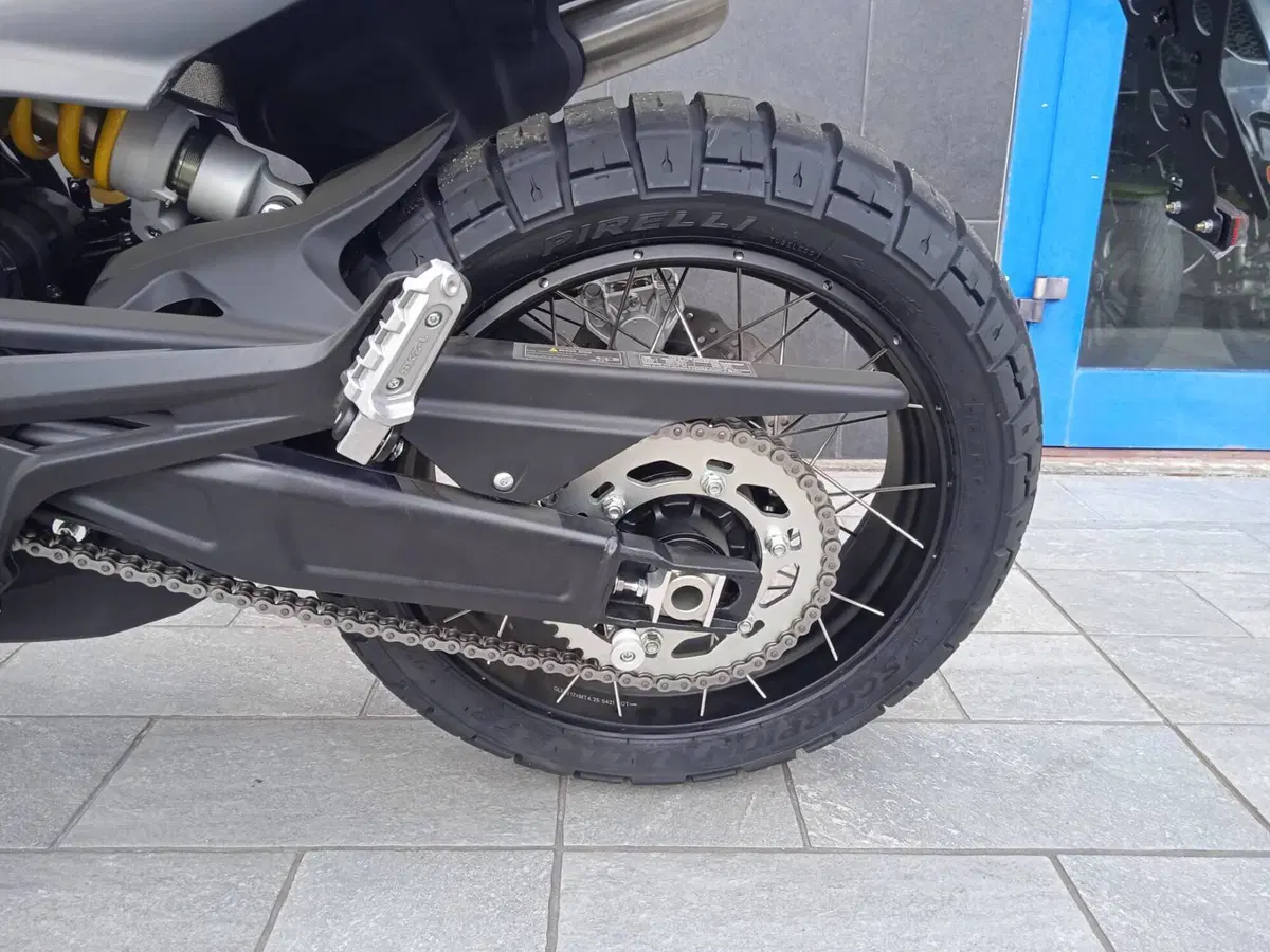 Benelli Leoncino 800 Trail (2022 - 26) (11)