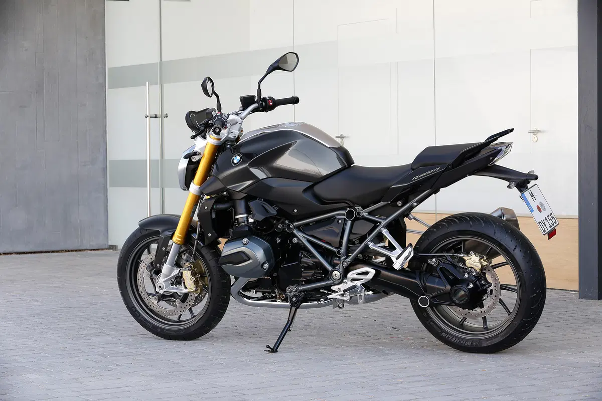 BMW R1200R 2015  (17)