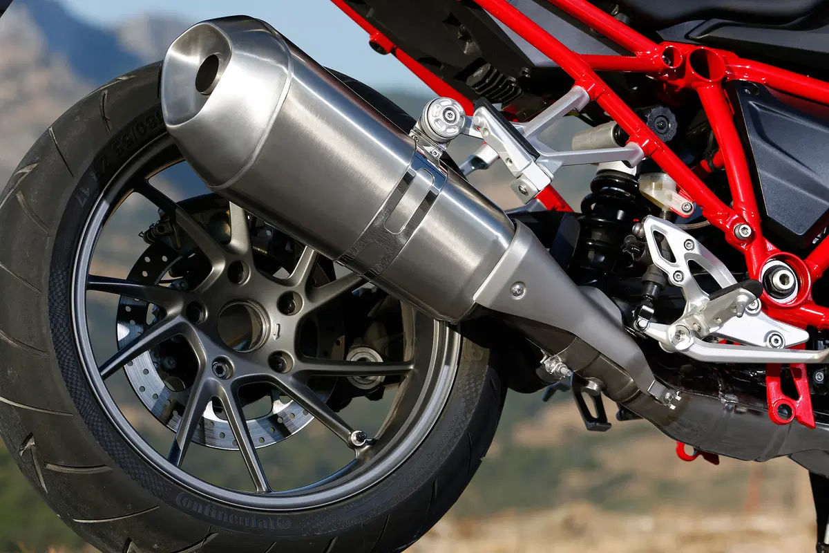 BMW R1200R 2015  (24)