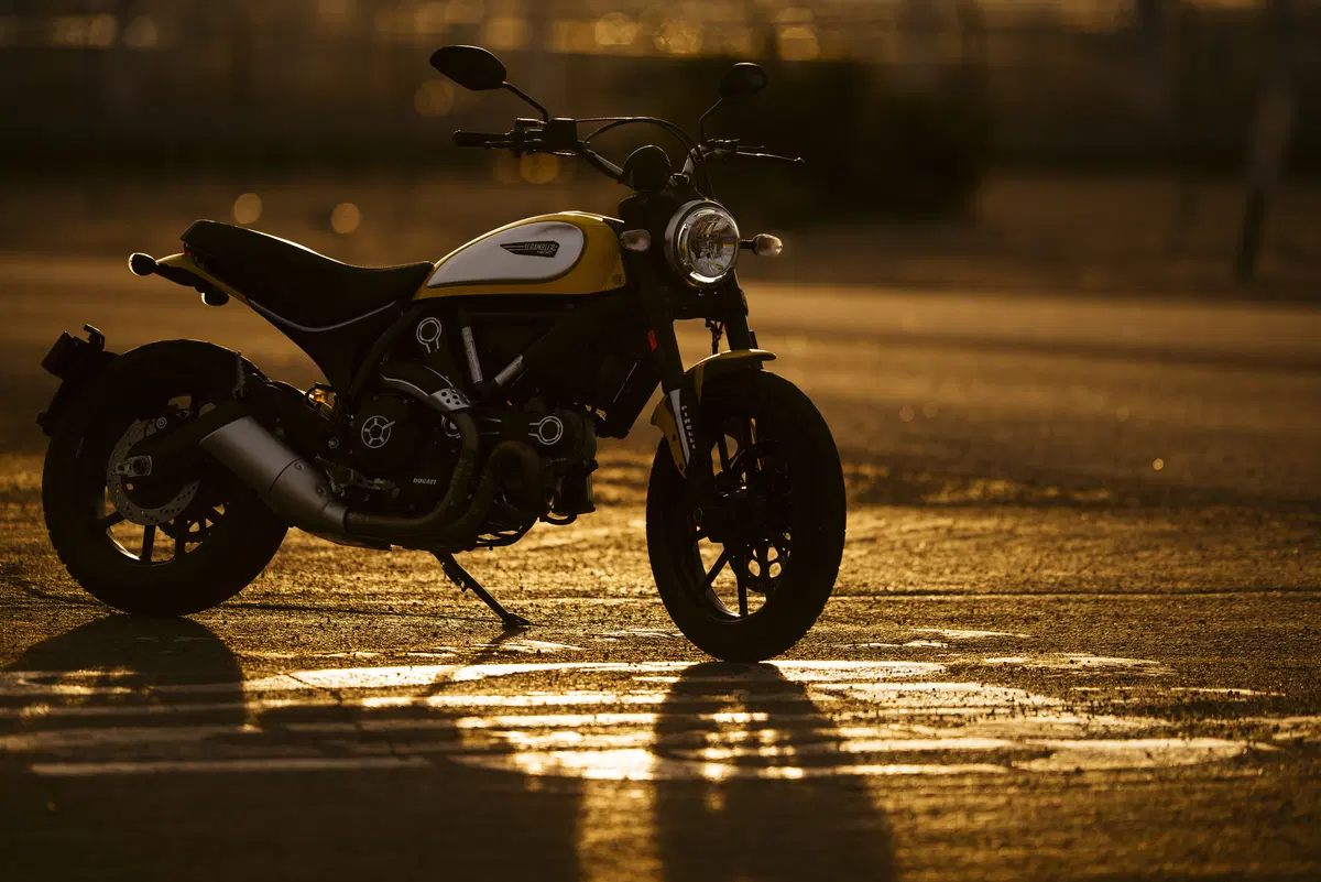 Ducati Scrambler     (16)