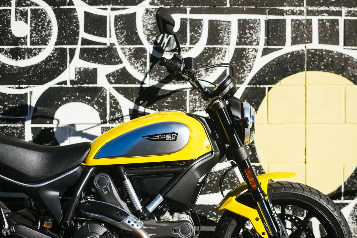 Ducati Scrambler     (19)