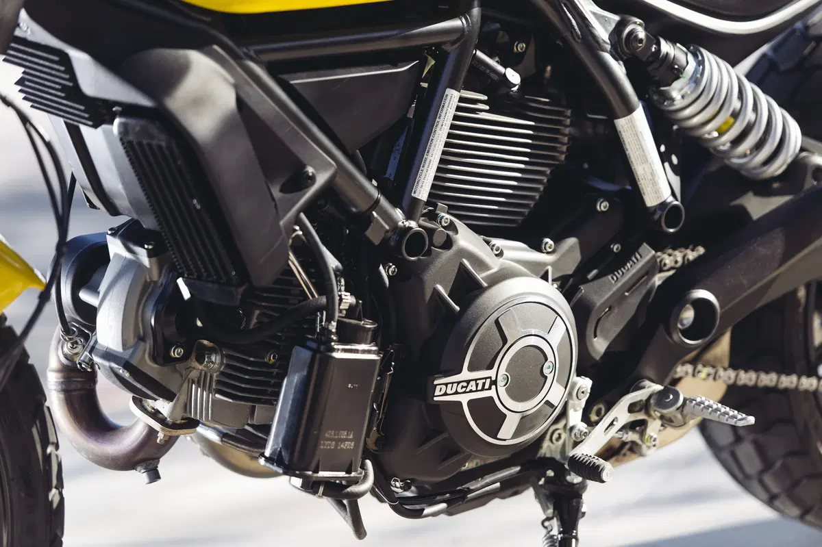 Ducati Scrambler     (30)