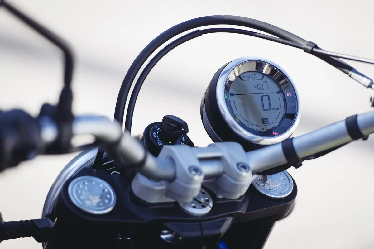 Ducati Scrambler     (31)