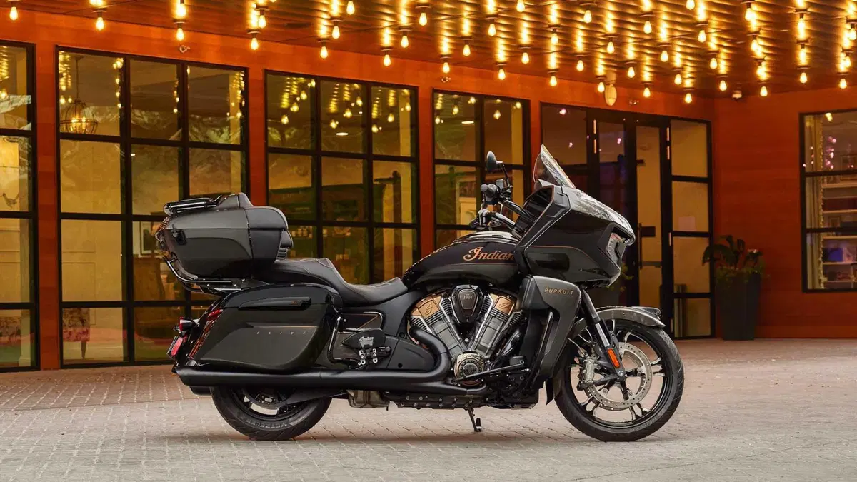 Indian Pursuit Pursuit 1768 Elite (2023) (9)