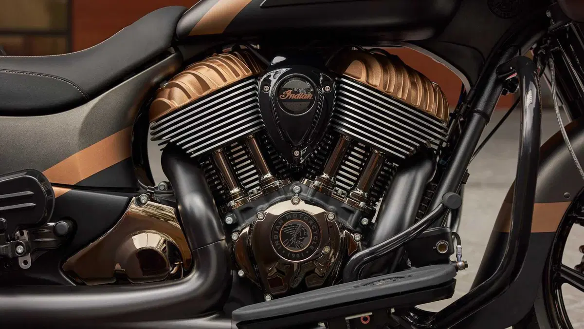 Indian Pursuit Pursuit 1768 Elite (2023) (13)