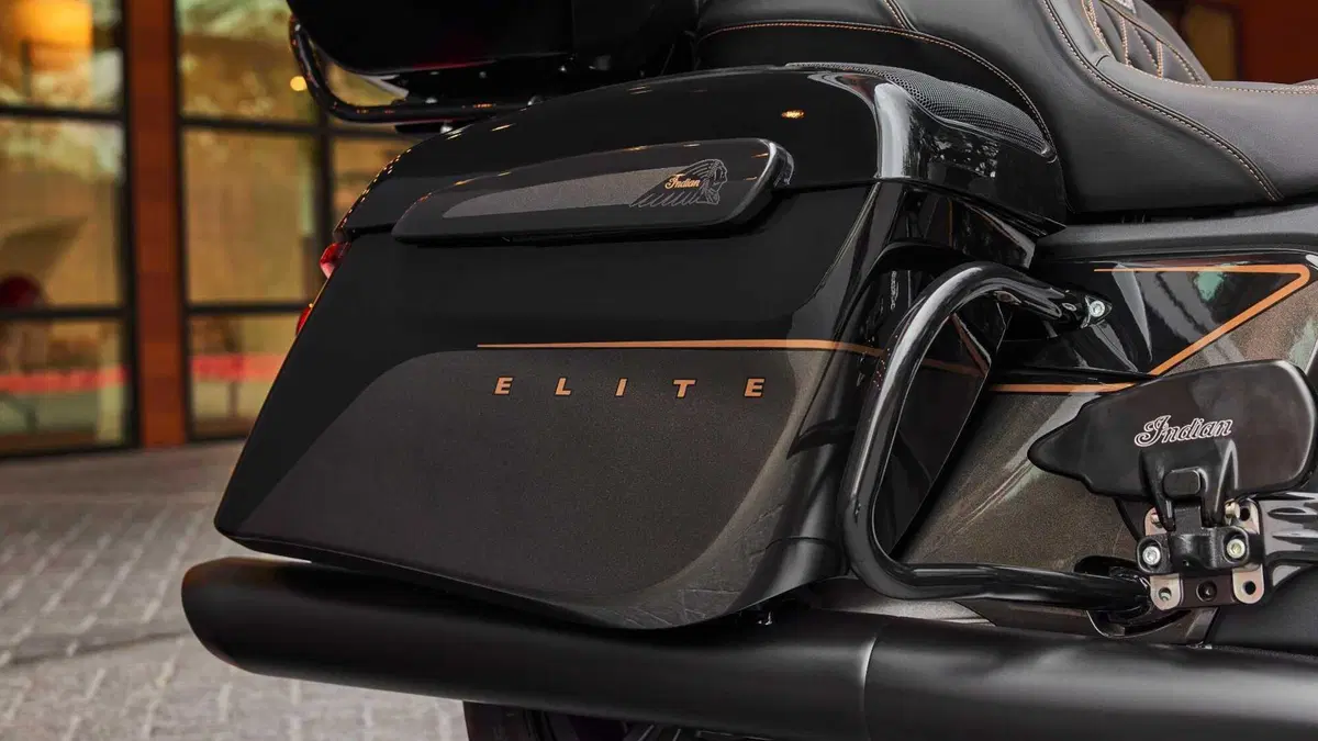 Indian Pursuit Pursuit 1768 Elite (2023) (18)