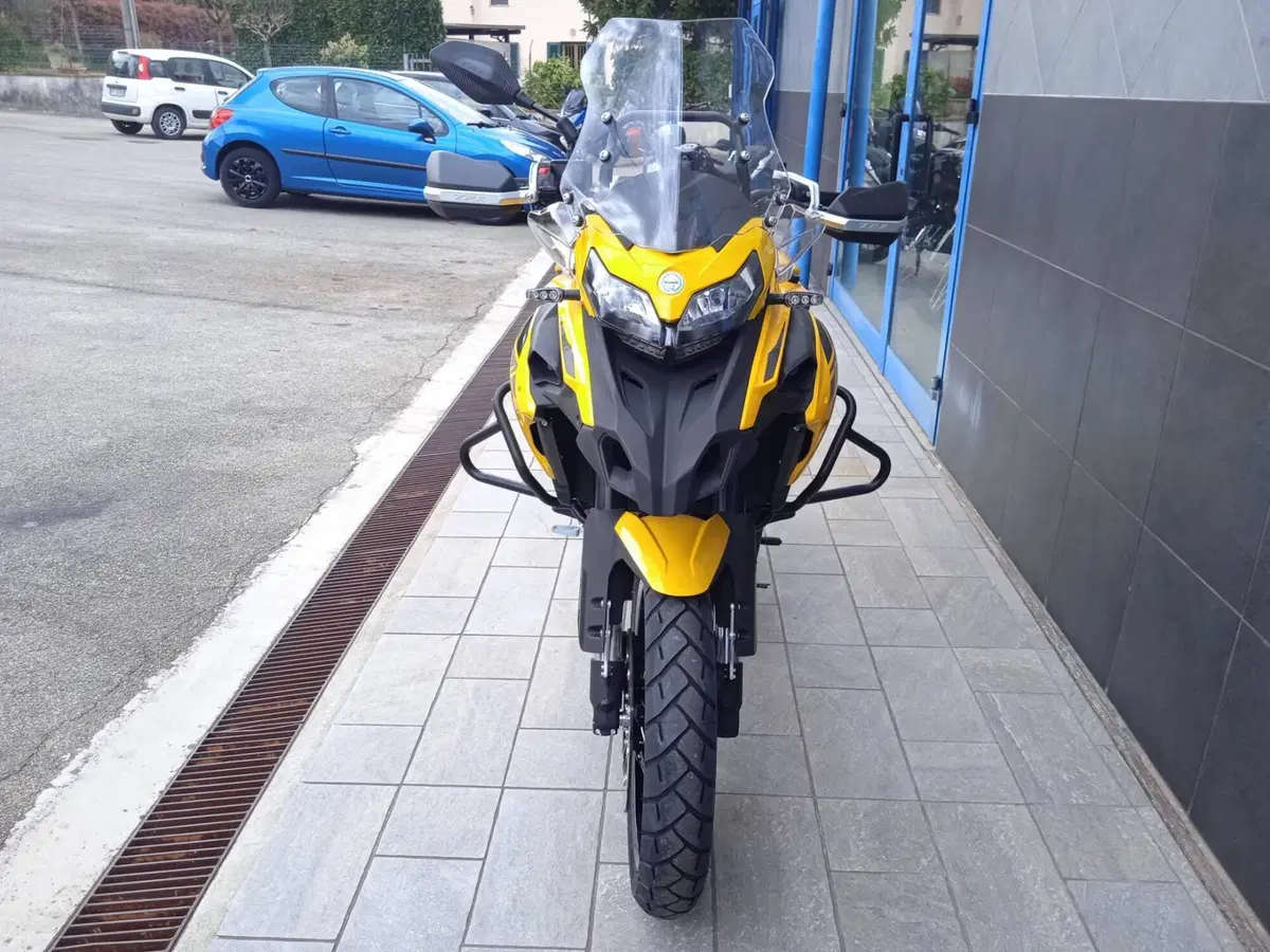 Benelli TRK 502X (2021 - 26) (3)