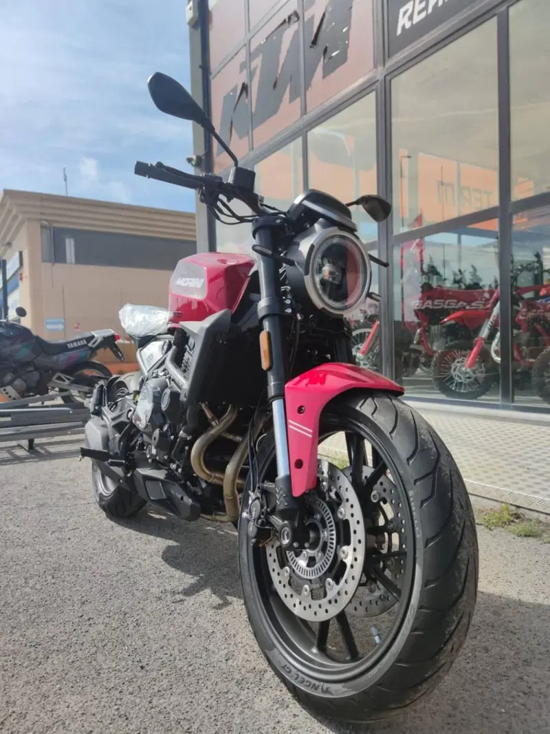 Moto Morini SEIEMMEZZO STR (2022 - 26) (5)