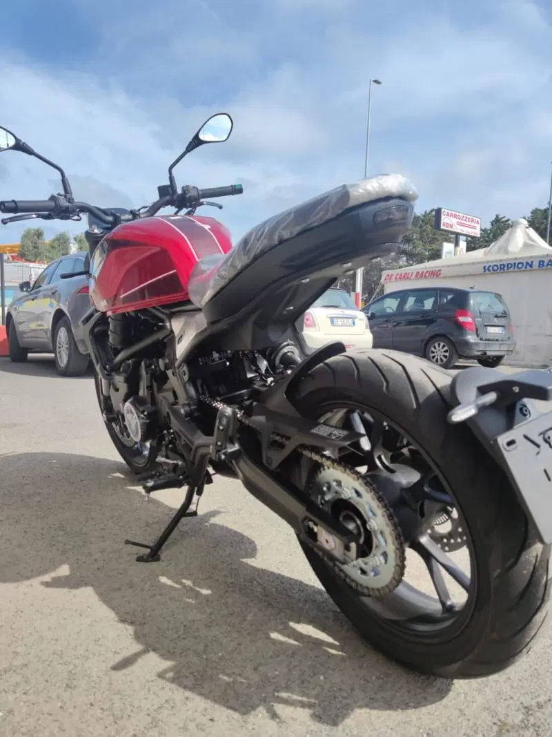 Moto Morini SEIEMMEZZO STR (2022 - 26) (7)