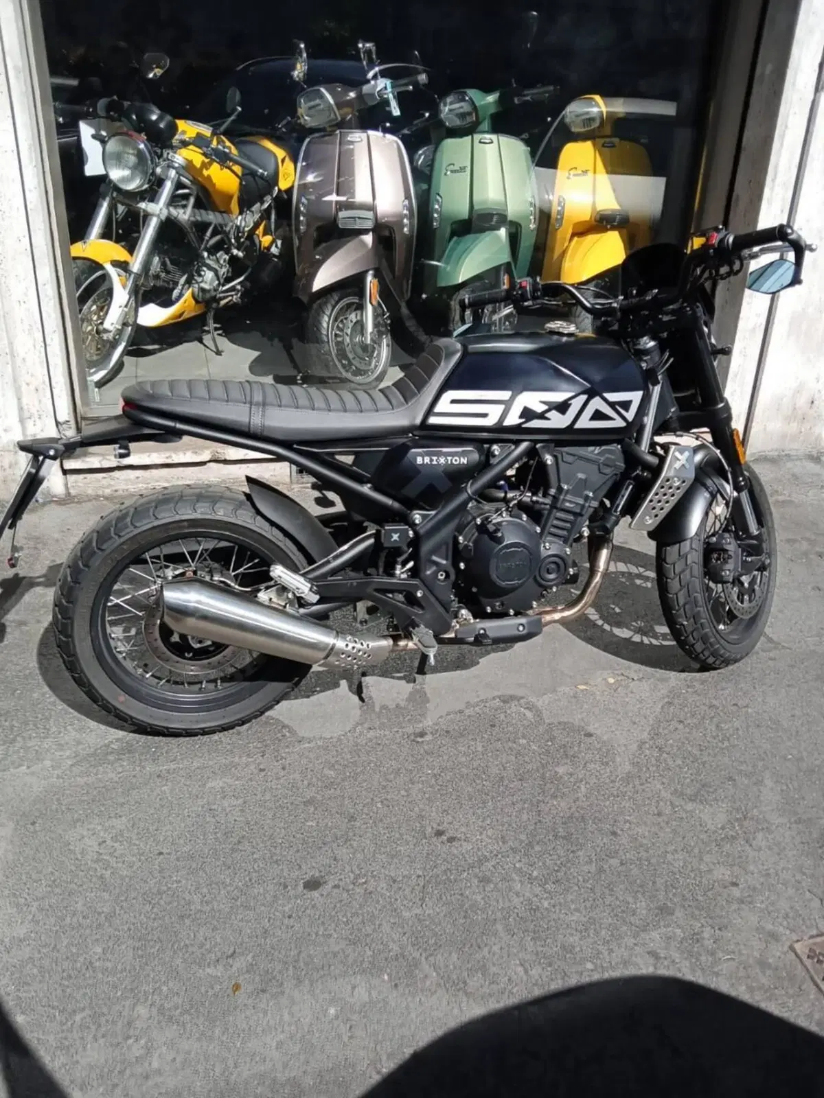 Brixton Motorcycles Crossfire 500 X (2021 - 26) (4)