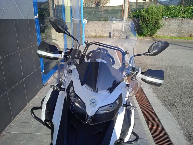 Benelli TRK 502 (2021 - 25) (9)