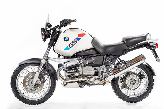 La 115 G/S in versione Scrambler con parafango basso. Non c'è più il becco