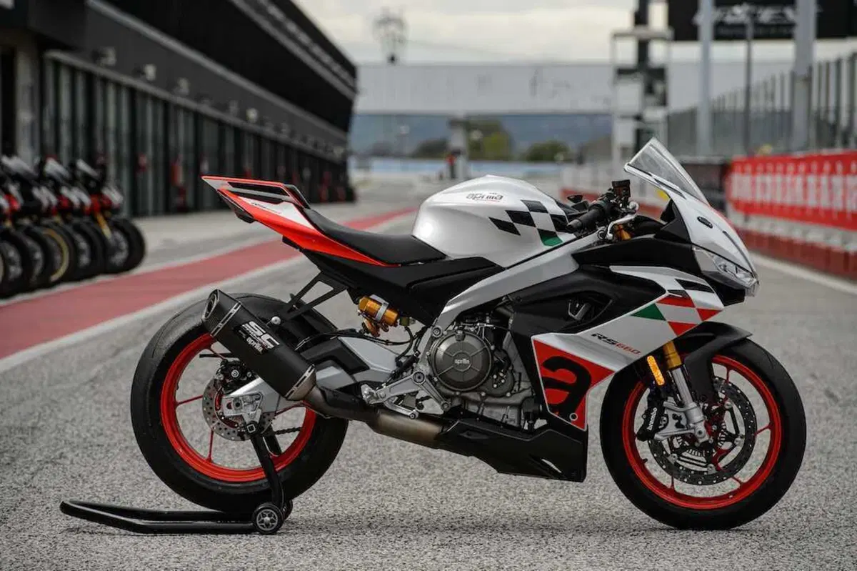 Aprilia RS 660 Extrema (3)