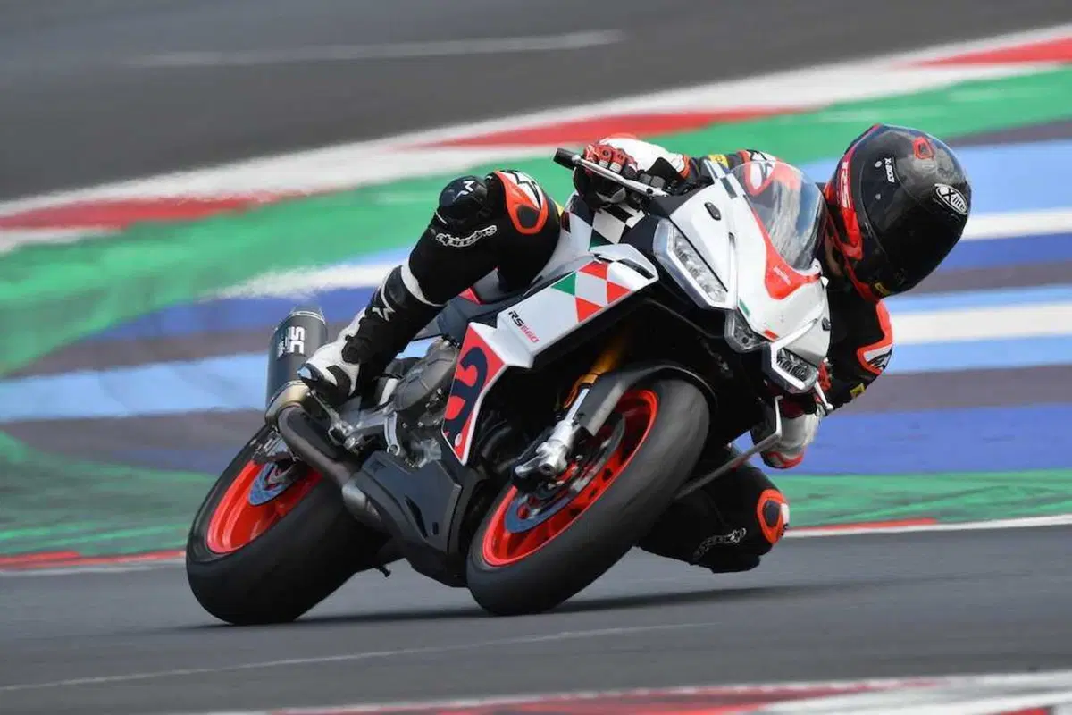 Aprilia RS 660 Extrema (15)