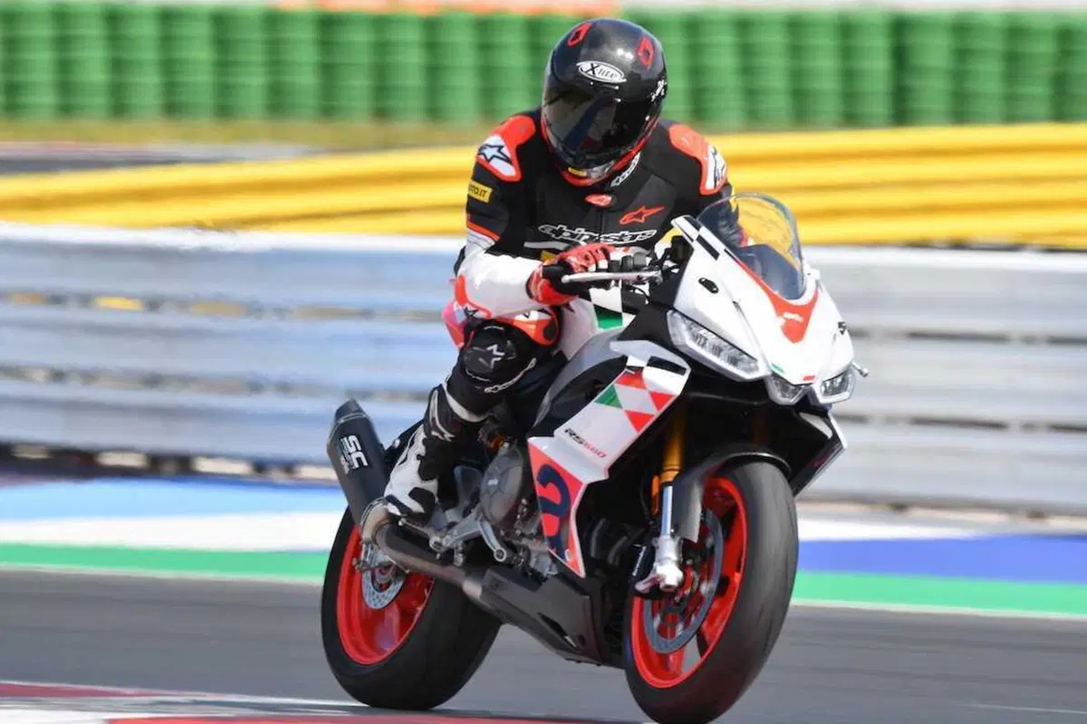 Aprilia RS 660 Extrema (17)