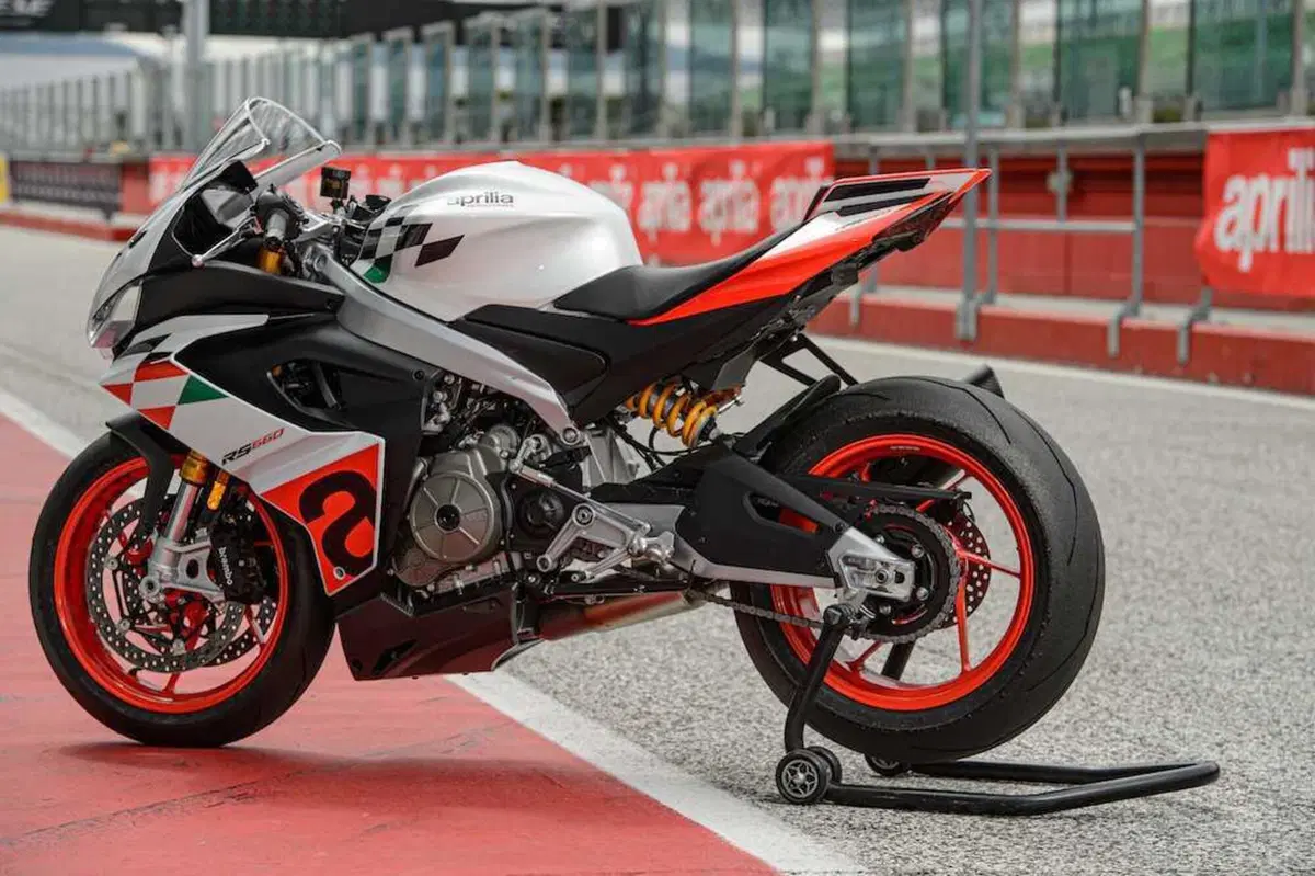 Aprilia RS 660 Extrema (9)