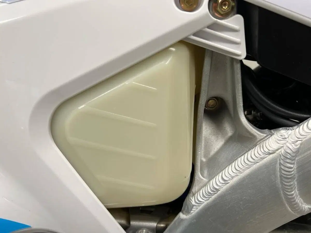 Tm Moto EN 300 ES Fi 4T (2023) (11)
