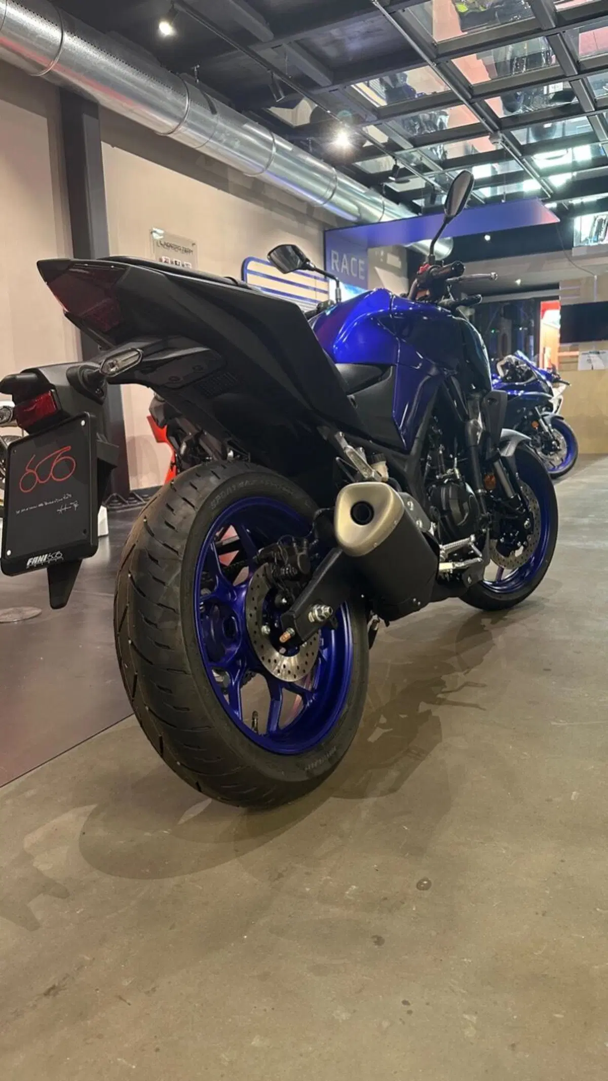 Yamaha YZF R3 (2021 - 24) (2)