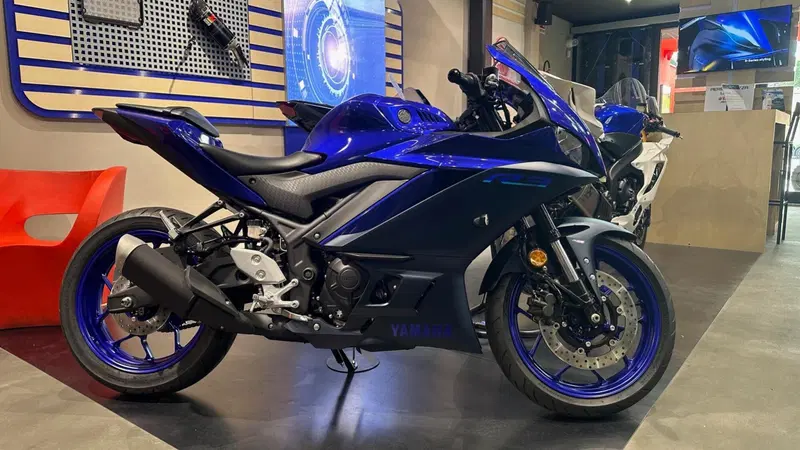 Yamaha YZF R3 (2021 - 24)