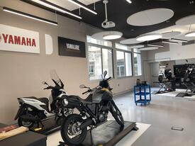 L'interno del laboratorio Automotive inaugurato a Napoli