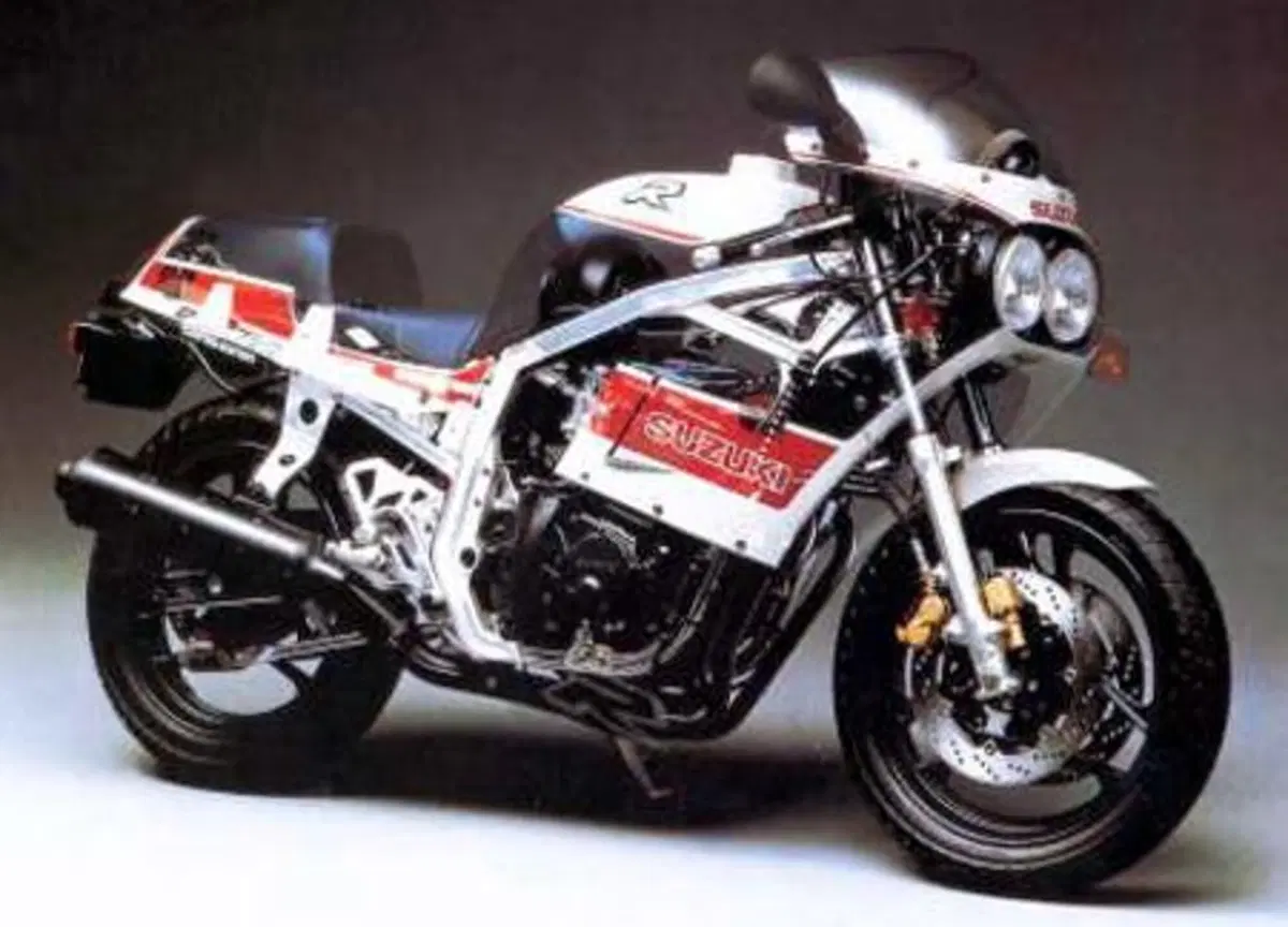 Le Belle e Possibili di Moto.it: Suzuki GSX-R 750R