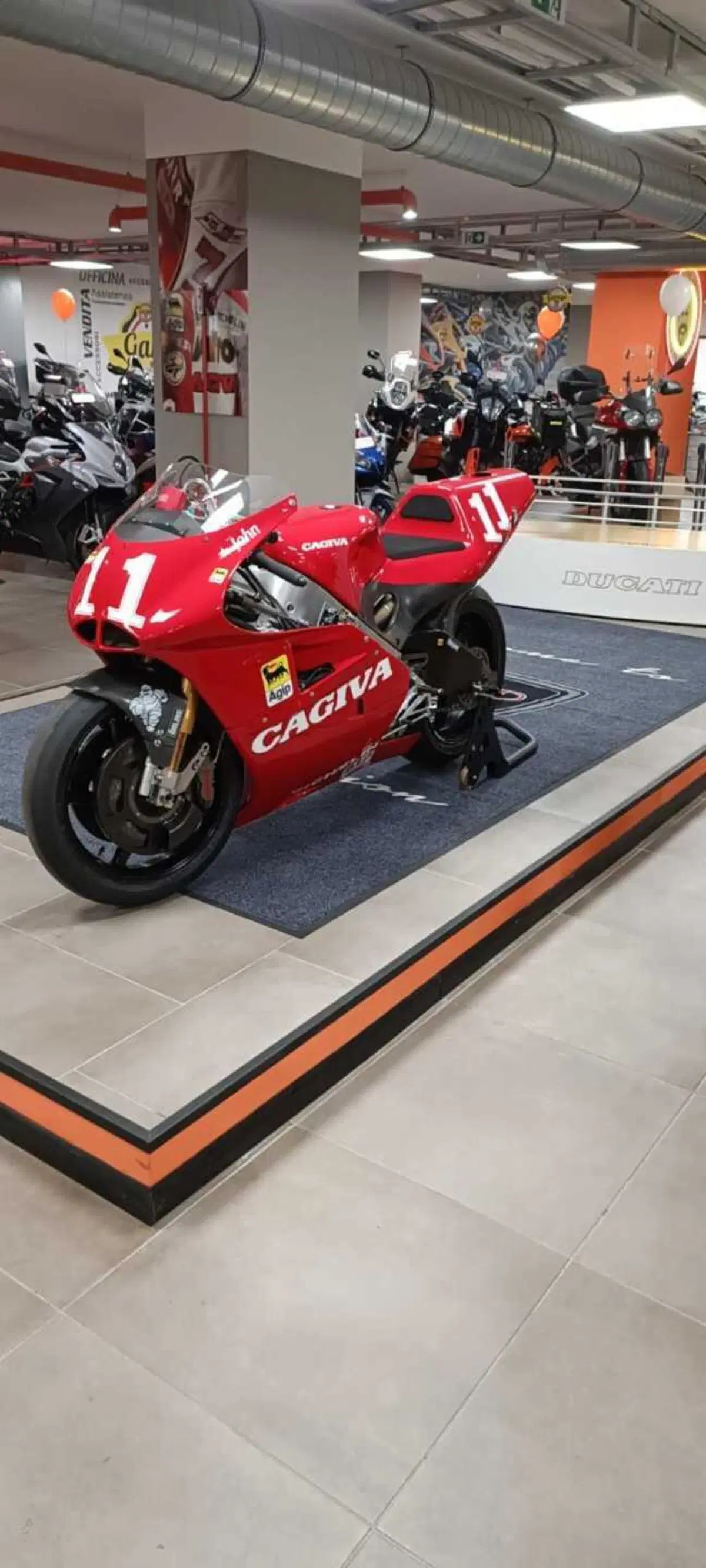 Grande successo per l'inaugurazione del secondo punto vendita Garage 75 (5)
