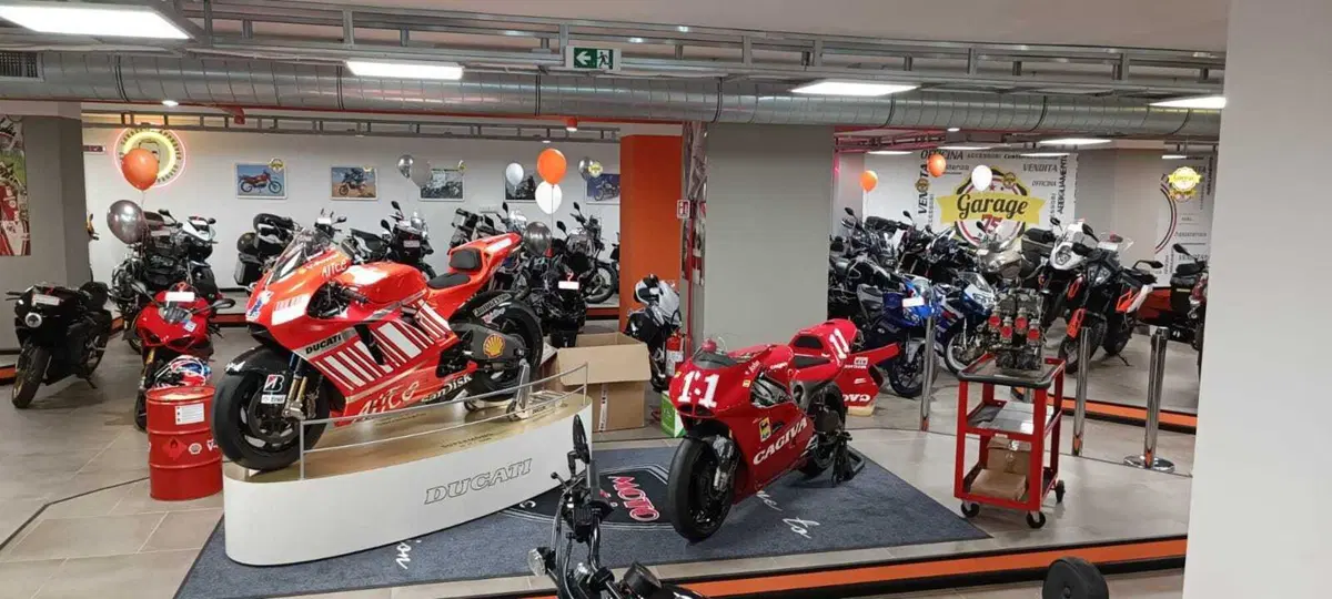 Grande successo per l'inaugurazione del secondo punto vendita Garage 75 (10)