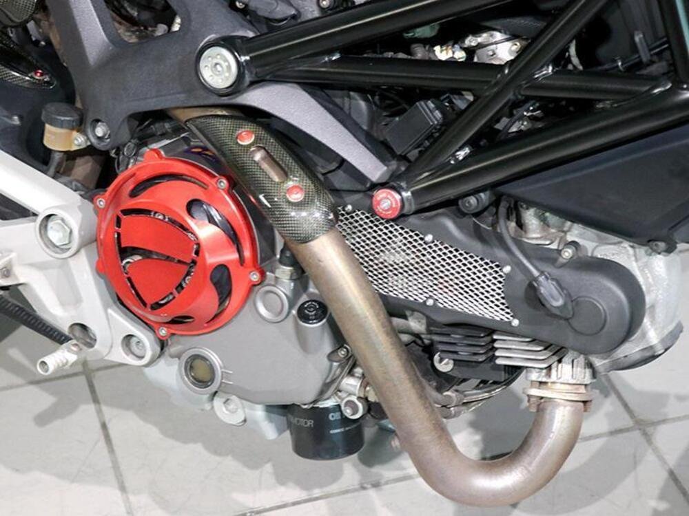 Ducati Monster 1100 (2009 -10) (4)