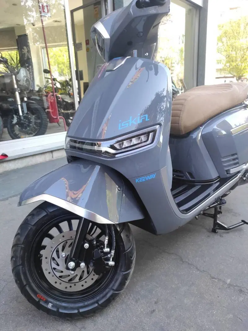 Keeway Motor Iskia 125 (2023 - 26) (9)