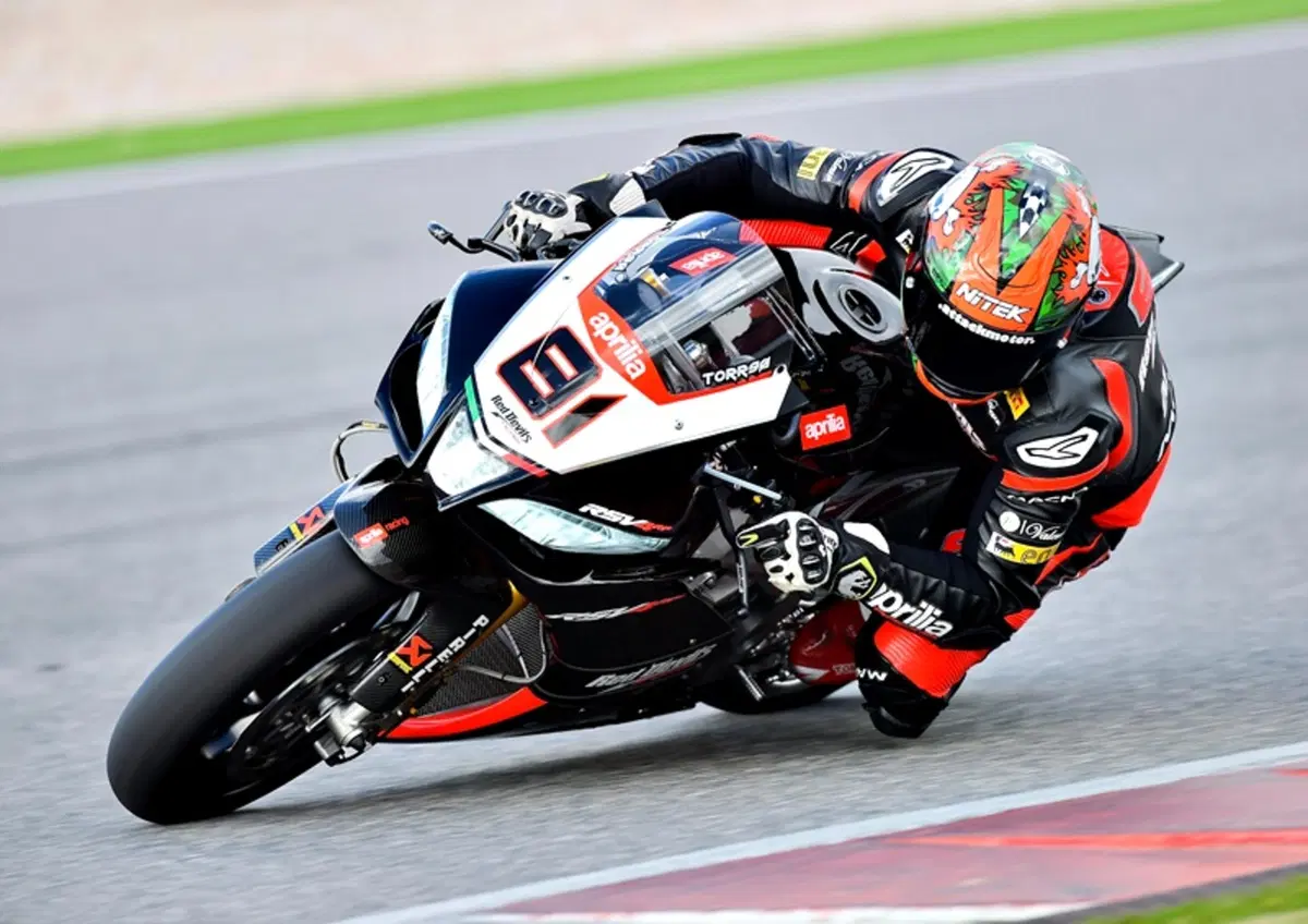 Haslam è il più veloce nei test SBK di Portimao (2)