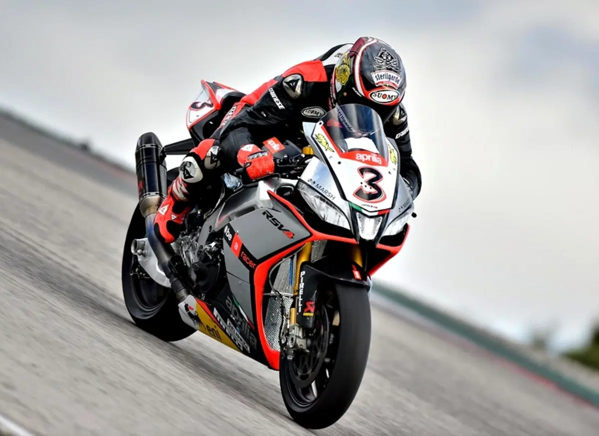Haslam è il più veloce nei test SBK di Portimao (4)