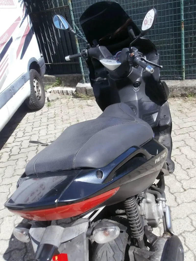 Gilera Nexus 300 (2007 - 13) (6)