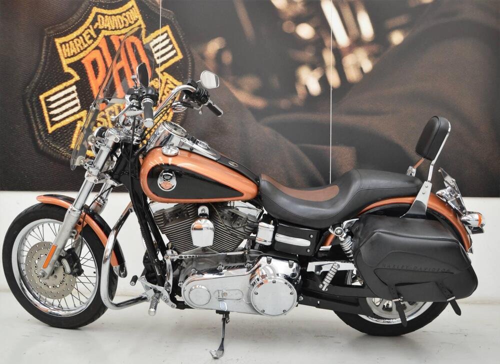 Harley-Davidson 1584 Super Glide Custom (2008 - 13) - FXDC (4)
