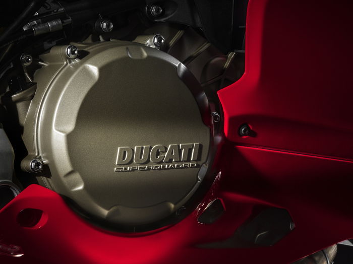 Il carter in pregiata lega di magnesio della Ducati 1299 Panigale