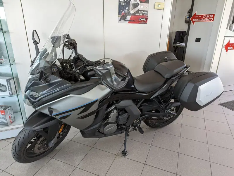 CFMOTO 650GT (2021 - 26) (4)
