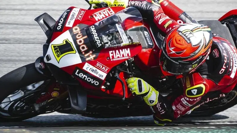 SBK 2023. GP d'Olanda. Alvaro Bautista conquista la Superpole ad Assen