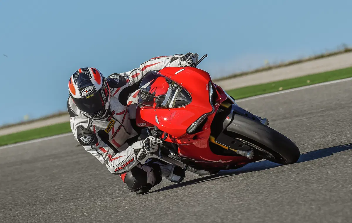Ducati Panigale 1299S (3)