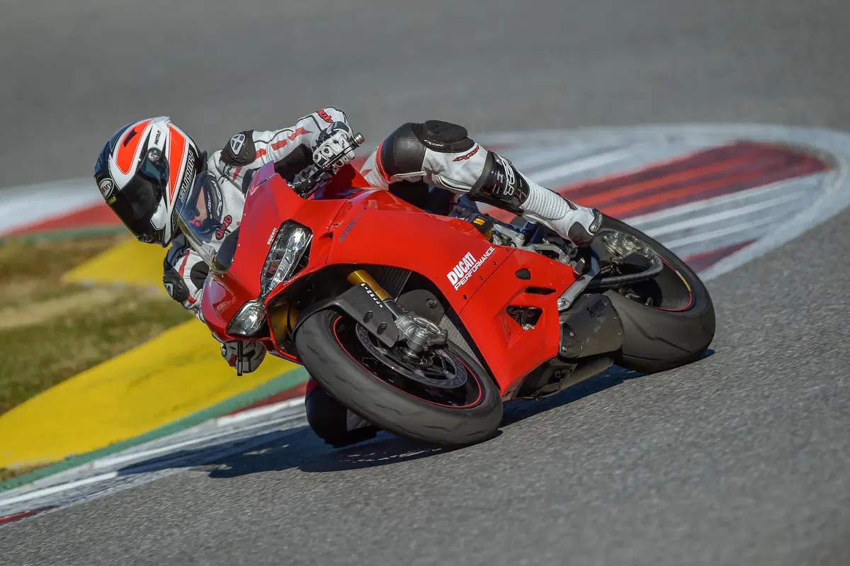 Ducati Panigale 1299S (7)
