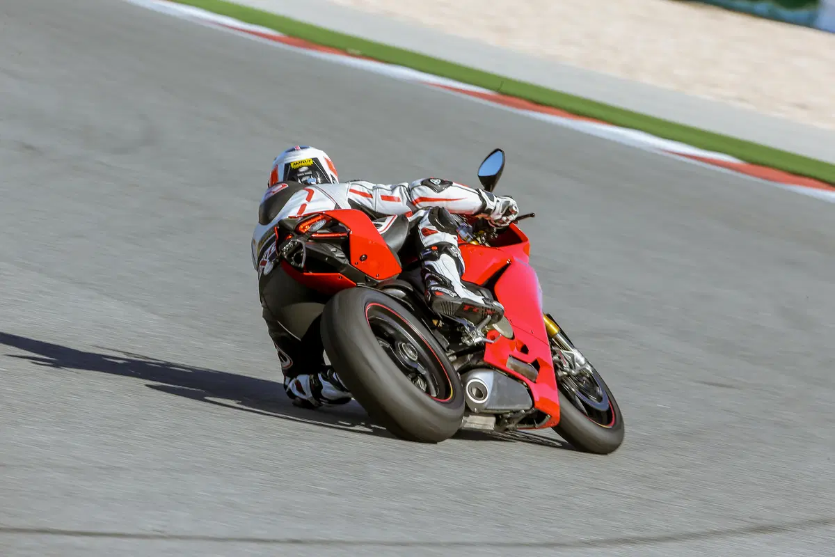 Ducati Panigale 1299S (9)