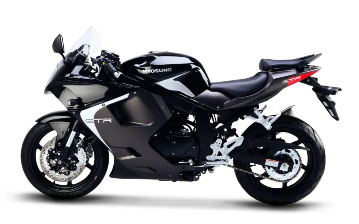 Hyosung Comet GT 125 Comet GT 125 R (2015) (10)