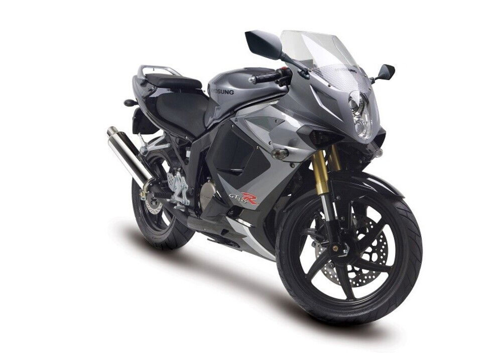 Hyosung Comet GT 125 R (2015) (2)