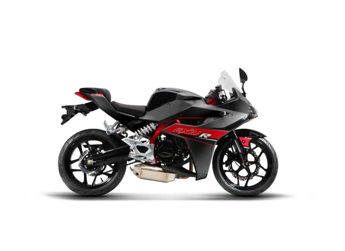 Hyosung GD 250 R GD 250 R (2015 - 16) (2)