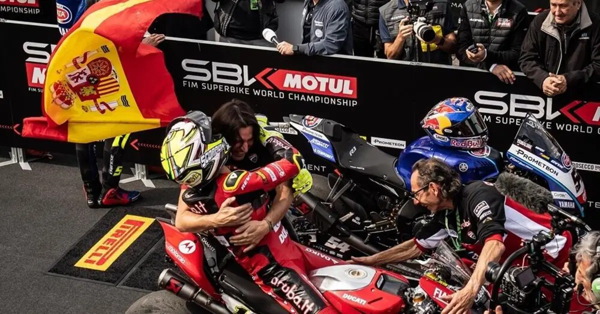 SBK 2023. GP d'Olanda. Tre su tre! Alvaro Bautista vince anche Gara 2 ad Assen