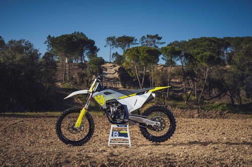 Husqvarna Motorcycles presenta la sua gamma motocross 2024 (7)