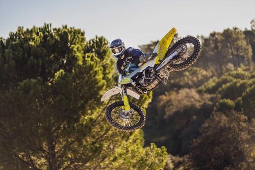 Husqvarna Motorcycles presenta la sua gamma motocross 2024 (8)