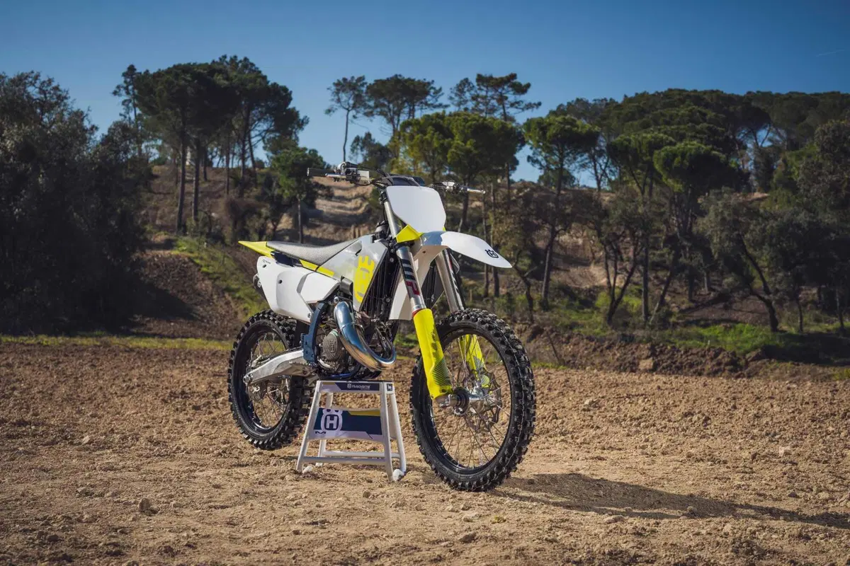 Husqvarna Motorcycles presenta la sua gamma motocross 2024 (18)
