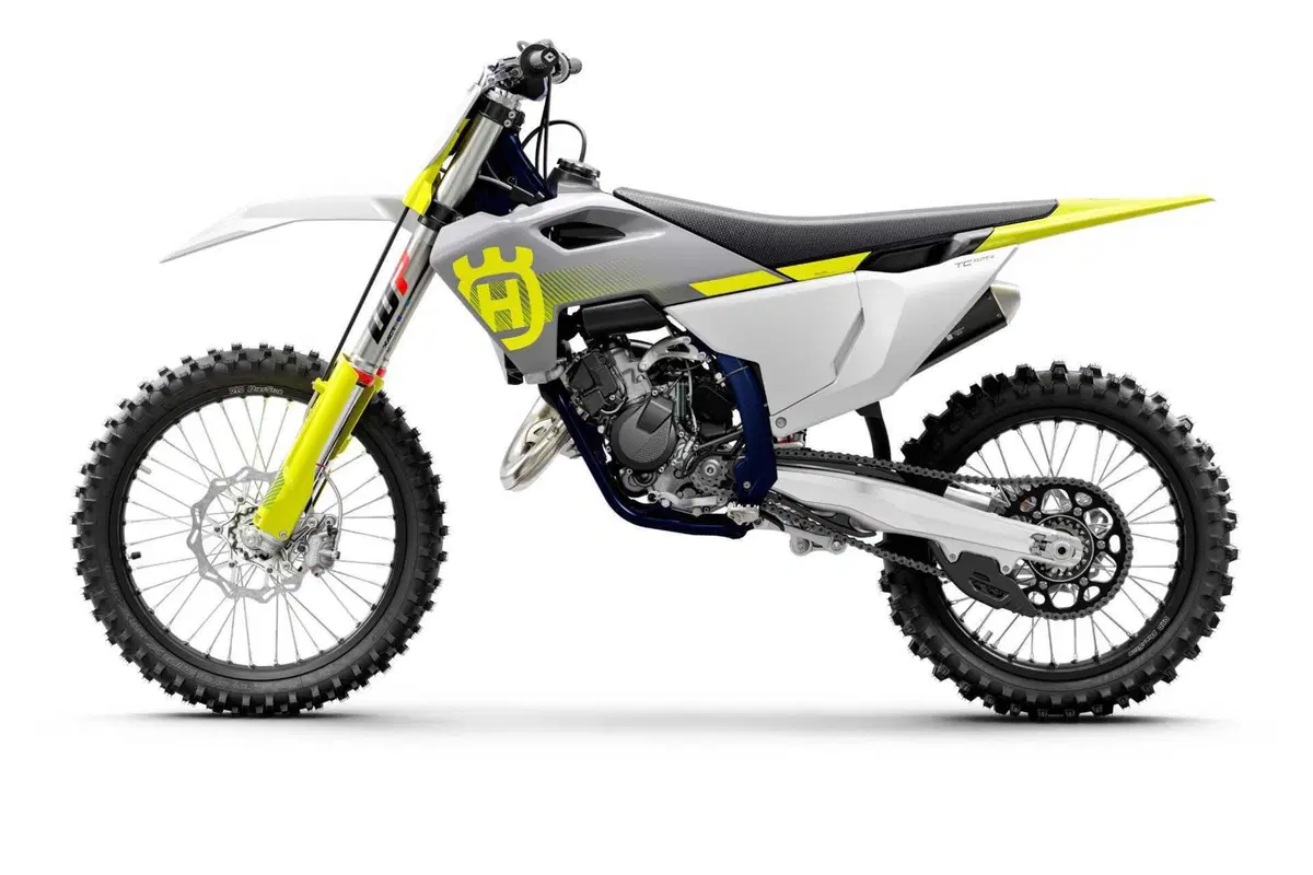 Husqvarna Motorcycles presenta la sua gamma motocross 2024 (38)