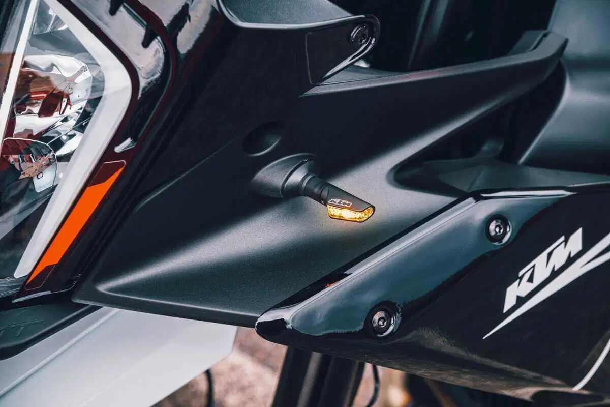 Nuova KTM 890 SMT! Il ritorno della SuperMoto Tourer  (5)