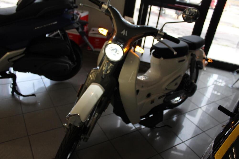 Motron Motorcycles Cubertino (2021 - 24) (4)